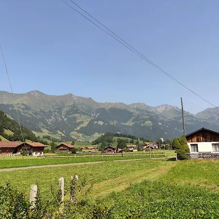 5min Blausee / 20min Interlaken / Wifi Apartamento